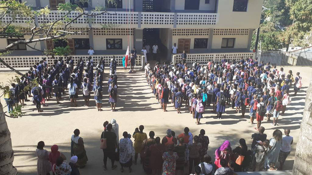 Bambini del Madagascar Tonga Soa - Festa di inizio scuola media