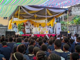 Bambini del Madagascar Tonga Soa - Foto dalla festa