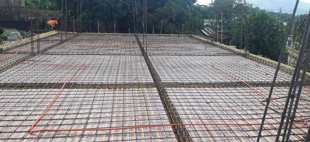 Bambini del Madagascar Tonga Soa - Nuova scuola media